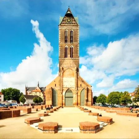 Urlaub Im Herzen Wismars Dg 公寓 *